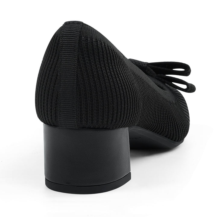 Black shoe with a thick sole on a white background#color_beige