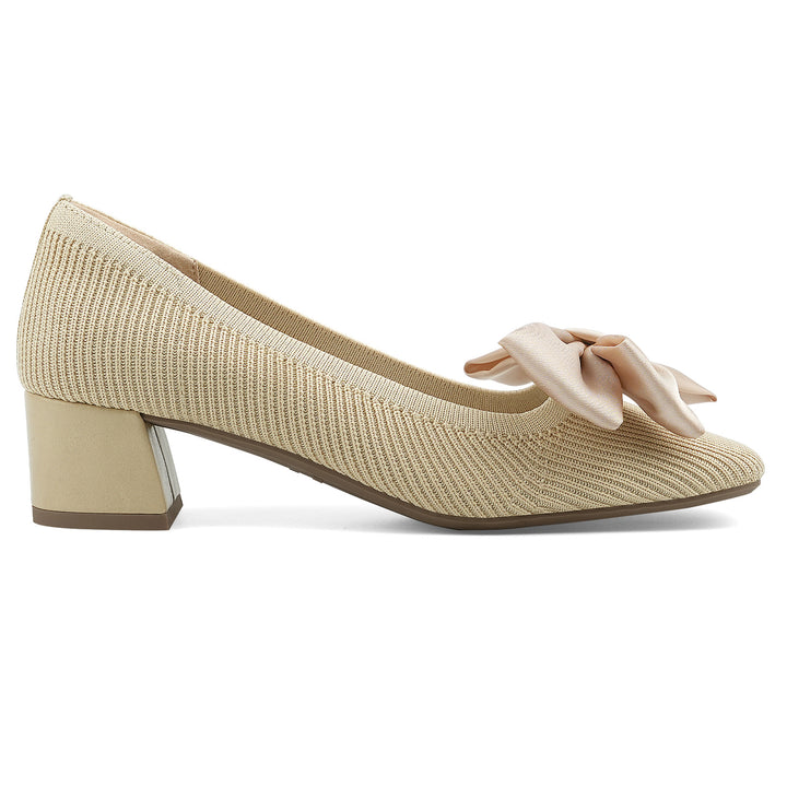 Beige shoe with a bow on a white background#color_beige
