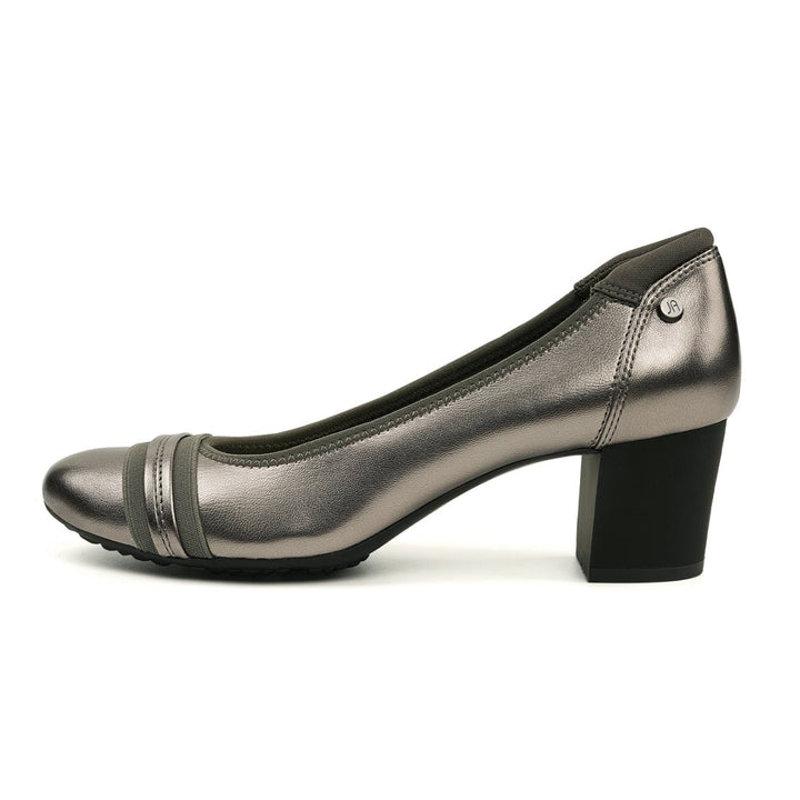 Silver high heel shoe on a white background#color_pewter