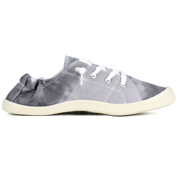 Gray casual shoe with white laces on a white background#color_grey-tie-dye