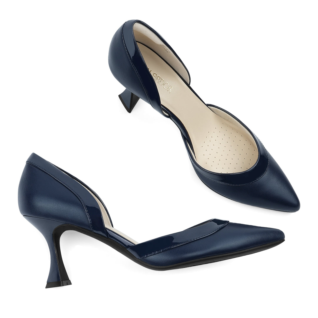 Side profile of low kitten heel d’Orsay pumps#color_navy